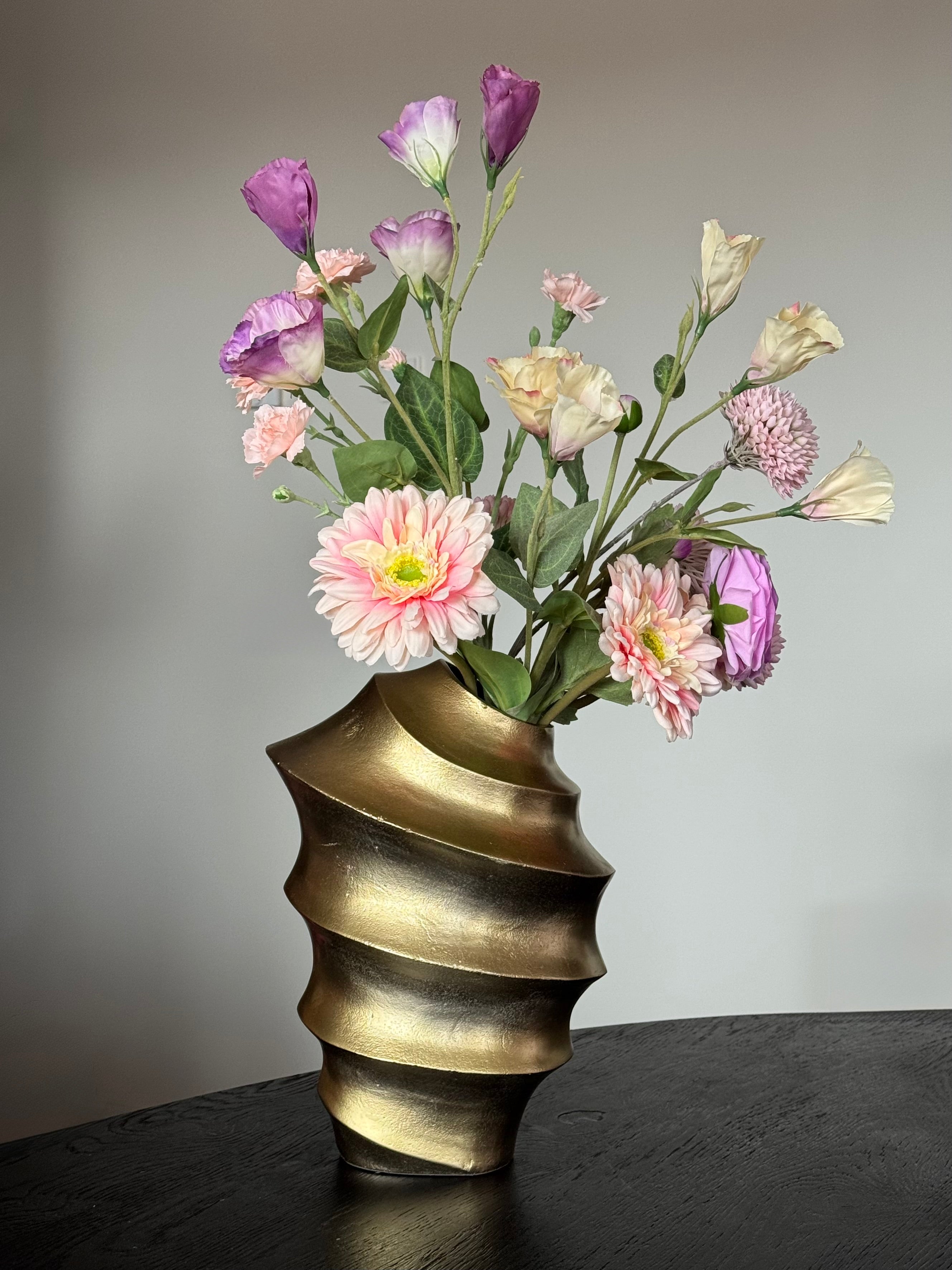 Colmore vaas met paars zijden boeket