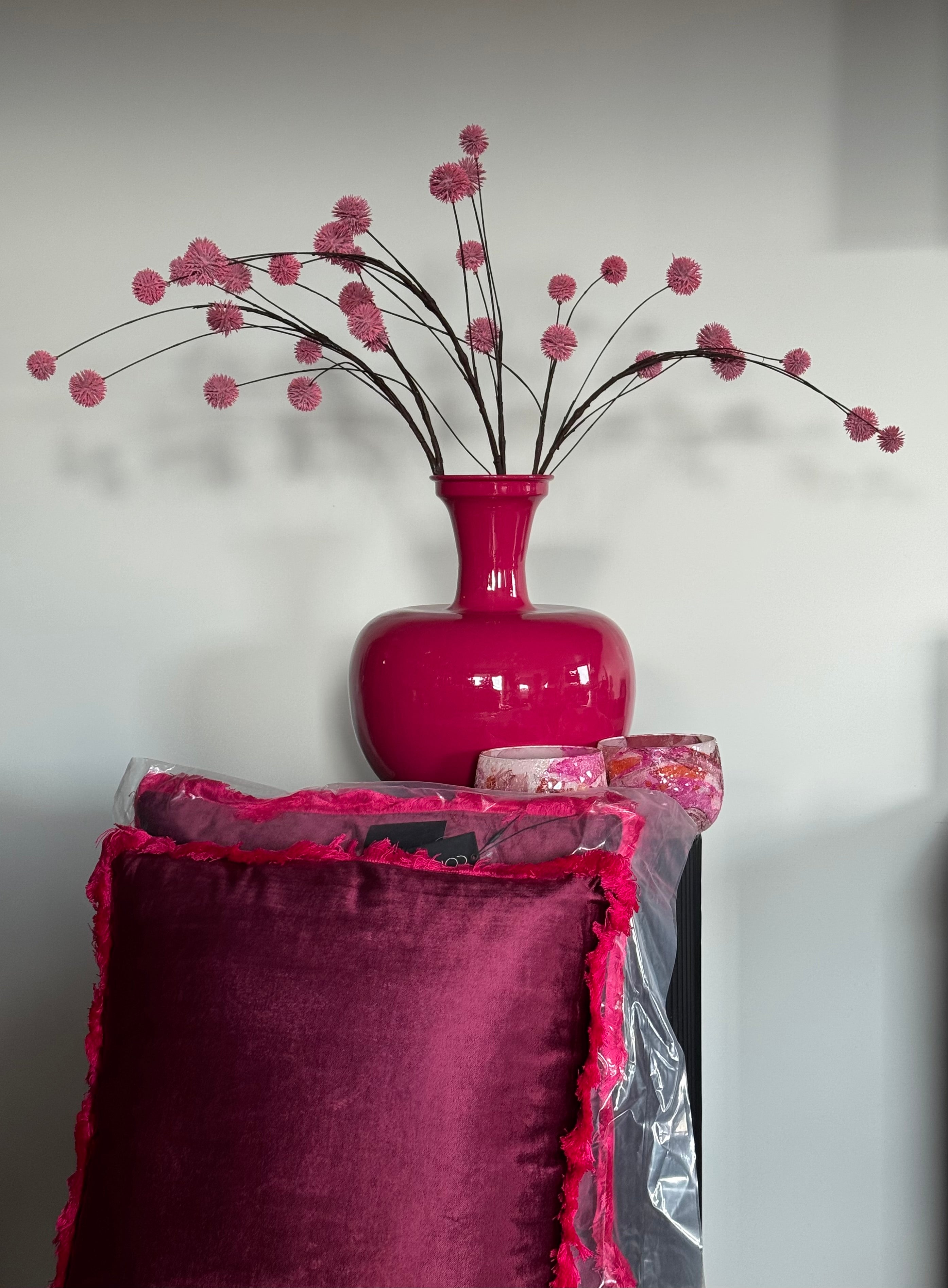 knal roze interieur decoratie set vaas, kunsttakken, kussens en bakjes