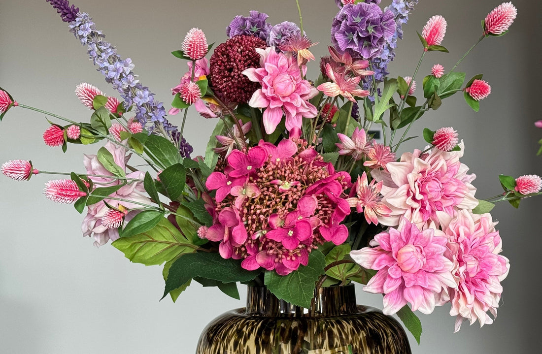Hoe lang gaan kunstbloemen mee? Alles over de levensduur en onderhoud