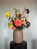 Zijden boeket, bonte kleuren, sandersonia, gloriosa, ranonkel, dahlia