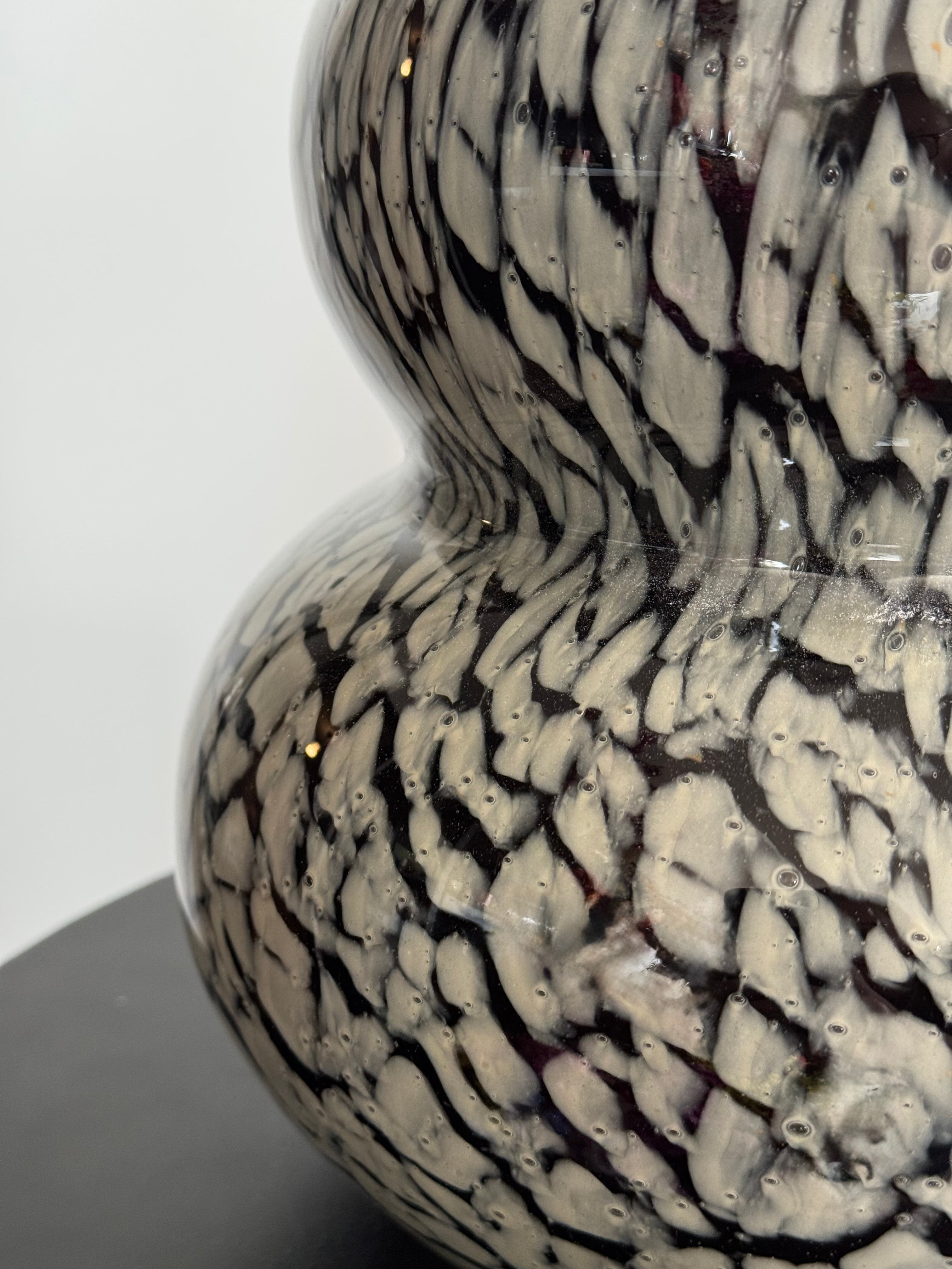 Lindi marble - limited edition - mondgeblazen vaas