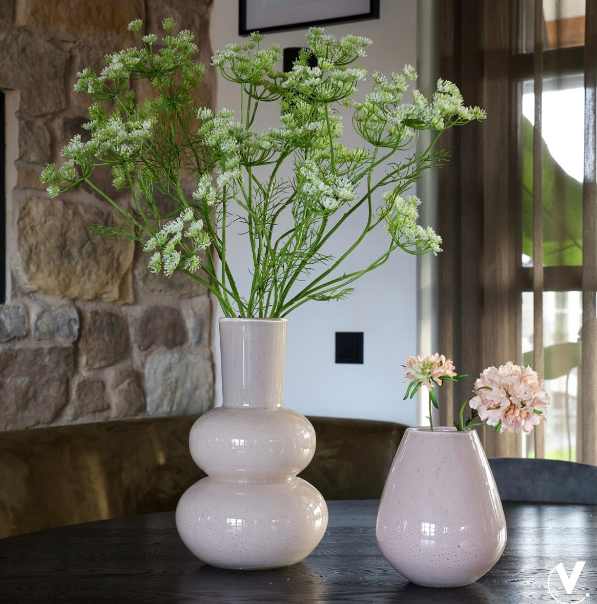 Grote ivory vaas voor japandi stijl interieur