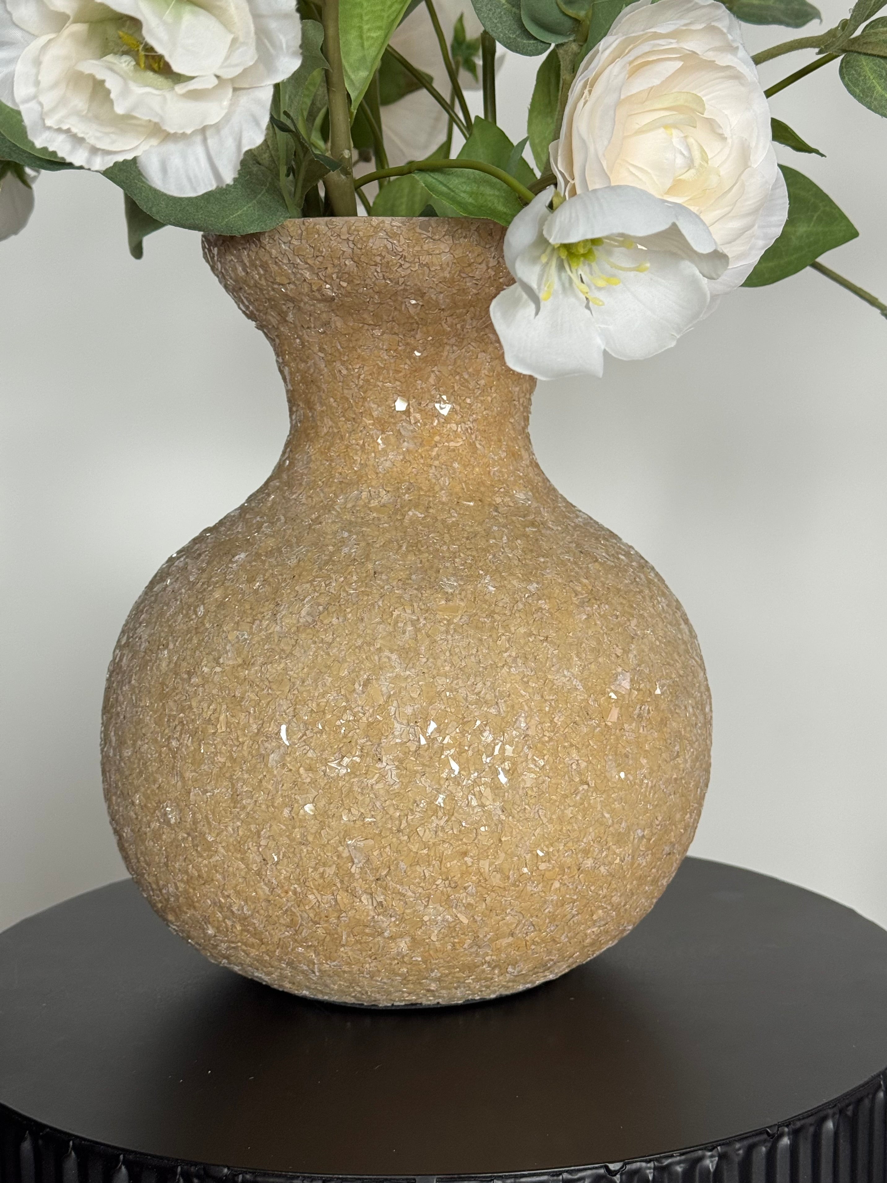closeup van de beige mozaiek vaas