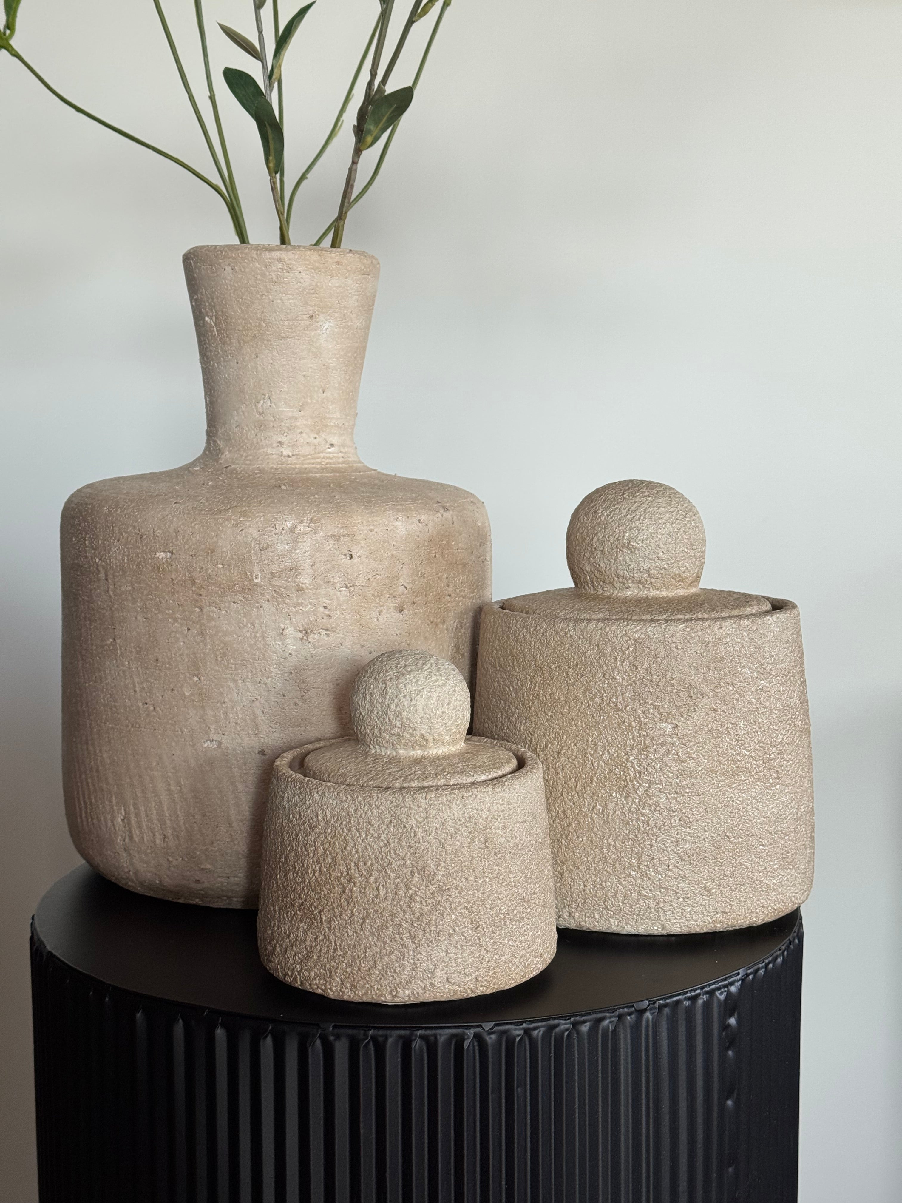 japandi set groot met 2 potten close