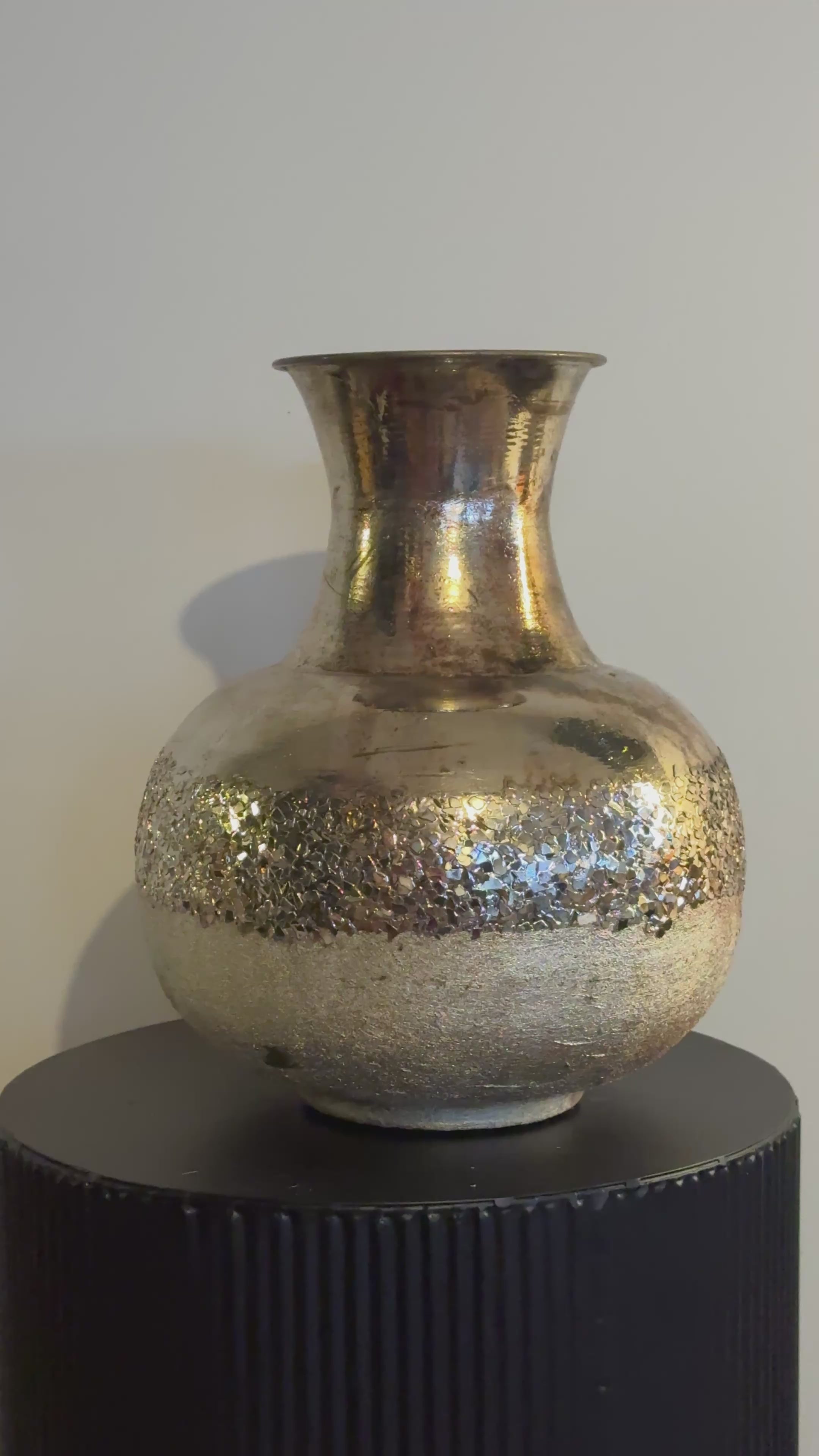 Gouden vaas voor kunstbloemen 34 cm hoog