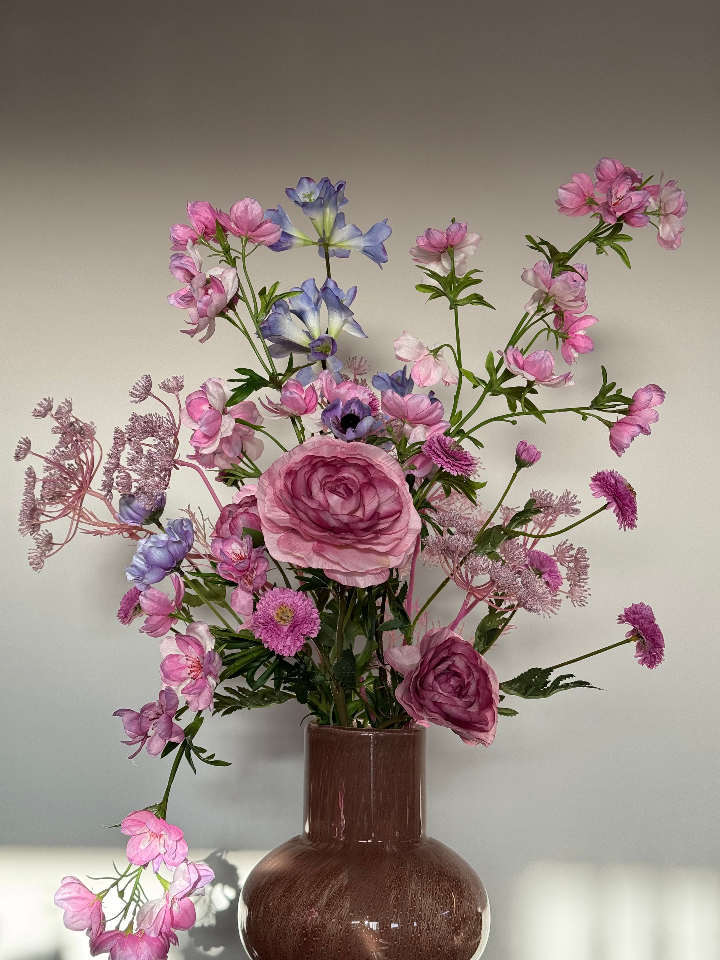 zijden veldboeket met silk ka takken roze paars